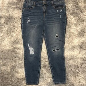 Women’s mid rise jeans by Maurices size large short